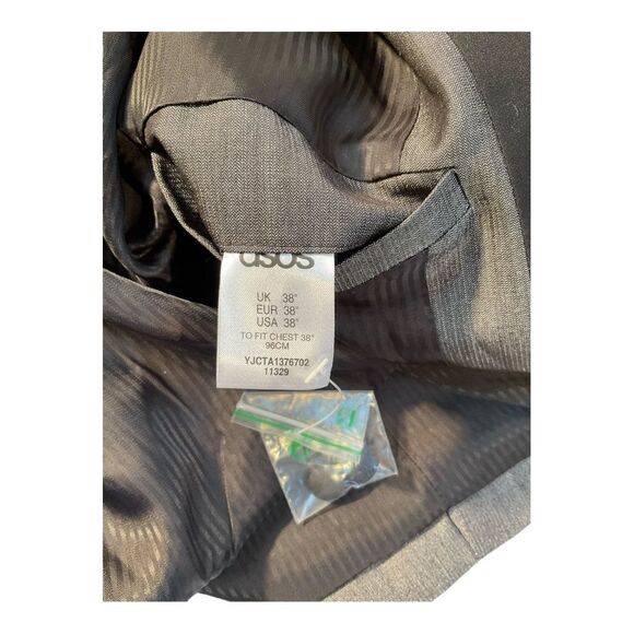 ASOS DESIGN Men’s Silver Black Skinny Tuxedo Blazer Jacket Long Sleeve Size 38 - Picture 4 of 13